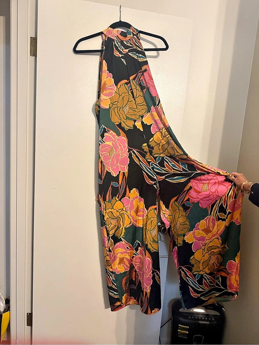 Hudson Bay Floral Wide Leg Jumpsuit in Black & Pink Size Large NWT